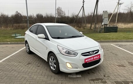 Hyundai Solaris II рестайлинг, 2014 год, 760 000 рублей, 4 фотография