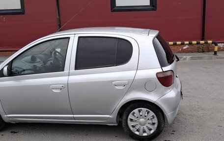 Toyota Vitz, 2000 год, 390 000 рублей, 4 фотография