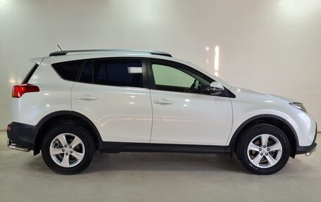 Toyota RAV4, 2014 год, 2 150 000 рублей, 4 фотография