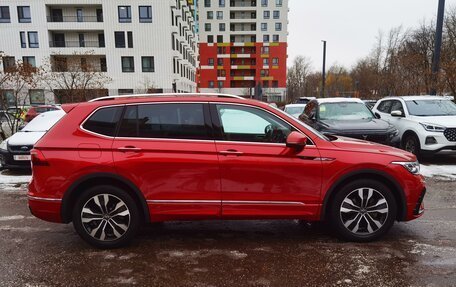 Volkswagen Tiguan II, 2021 год, 4 200 000 рублей, 6 фотография