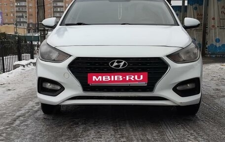 Hyundai Solaris II рестайлинг, 2019 год, 1 400 000 рублей, 5 фотография