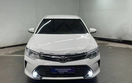 Toyota Camry, 2015 год, 2 080 000 рублей, 4 фотография