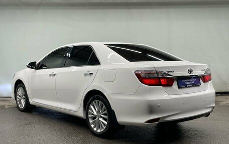 Toyota Camry, 2015 год, 2 080 000 рублей, 6 фотография