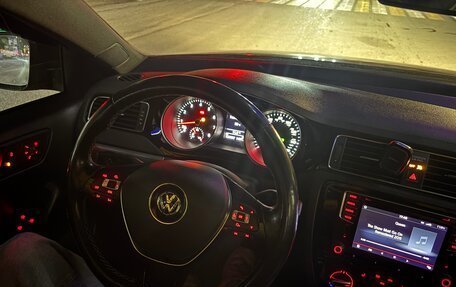 Volkswagen Jetta VI, 2015 год, 1 650 000 рублей, 22 фотография