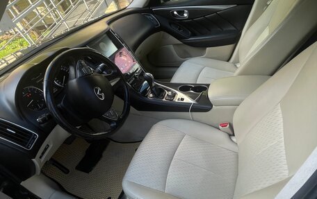 Infiniti Q50 I рестайлинг, 2015 год, 1 770 000 рублей, 6 фотография