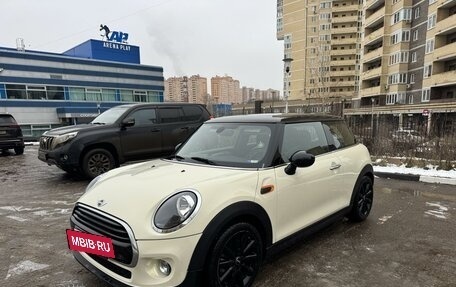 MINI Hatch, 2019 год, 1 890 000 рублей, 20 фотография