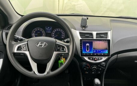 Hyundai Solaris II рестайлинг, 2013 год, 830 000 рублей, 18 фотография