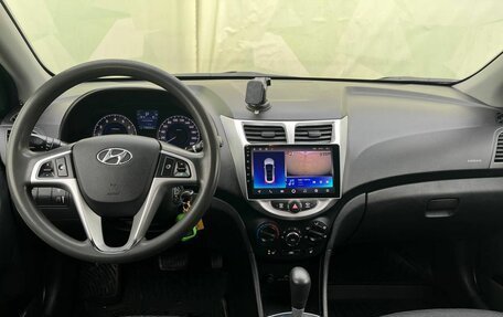 Hyundai Solaris II рестайлинг, 2013 год, 830 000 рублей, 17 фотография