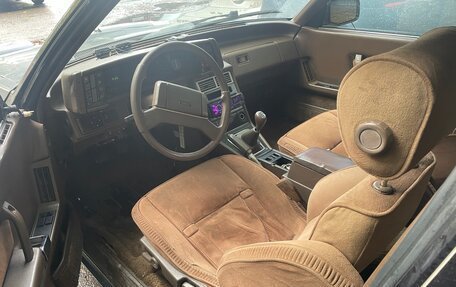 Mazda 929, 1984 год, 300 000 рублей, 4 фотография