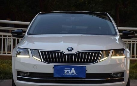 Skoda Octavia, 2020 год, 1 720 000 рублей, 2 фотография