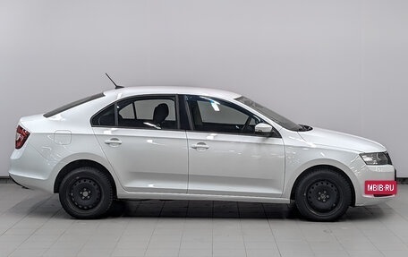 Skoda Rapid I, 2017 год, 880 000 рублей, 4 фотография