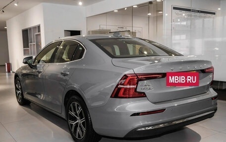 Volvo S60 III, 2024 год, 4 490 000 рублей, 4 фотография