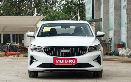 Geely Emgrand, 2024 год, 1 660 000 рублей, 5 фотография