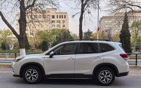 Subaru Forester, 2019 год, 2 890 000 рублей, 3 фотография