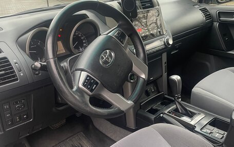 Toyota Land Cruiser Prado 150 рестайлинг 2, 2012 год, 3 300 000 рублей, 6 фотография