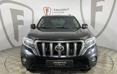 Toyota Land Cruiser Prado 150 рестайлинг 2, 2016 год, 3 675 000 рублей, 2 фотография