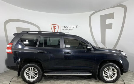 Toyota Land Cruiser Prado 150 рестайлинг 2, 2016 год, 3 675 000 рублей, 4 фотография