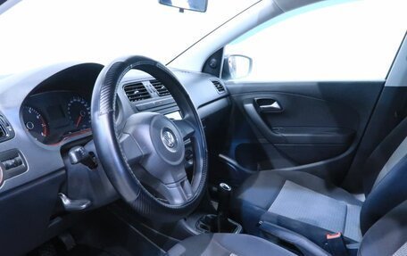 Volkswagen Polo VI (EU Market), 2012 год, 593 000 рублей, 14 фотография