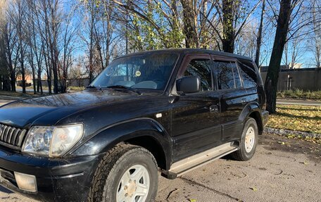 Toyota Land Cruiser Prado 90 рестайлинг, 1998 год, 850 000 рублей, 2 фотография