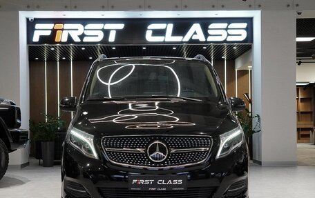 Mercedes-Benz V-Класс, 2018 год, 11 500 000 рублей, 2 фотография