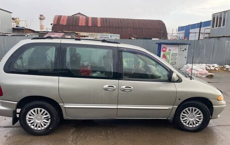 Chrysler Voyager III, 1996 год, 350 000 рублей, 3 фотография