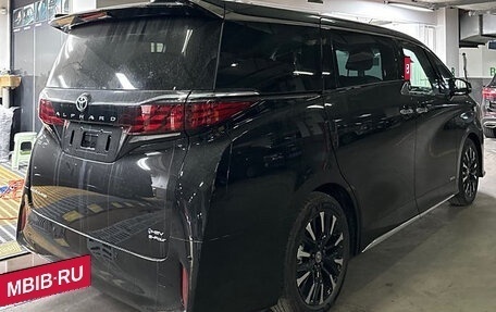 Toyota Alphard, 2024 год, 12 788 000 рублей, 4 фотография