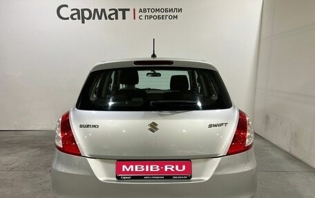 Suzuki Swift IV, 2011 год, 800 000 рублей, 7 фотография