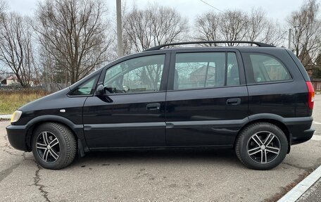 Opel Zafira A рестайлинг, 2002 год, 630 000 рублей, 26 фотография