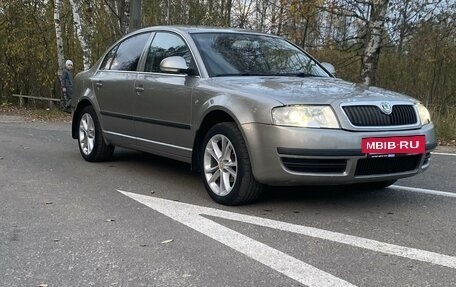 Skoda Superb III рестайлинг, 2007 год, 650 000 рублей, 11 фотография