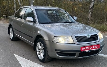 Skoda Superb III рестайлинг, 2007 год, 650 000 рублей, 23 фотография