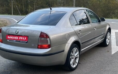 Skoda Superb III рестайлинг, 2007 год, 650 000 рублей, 20 фотография