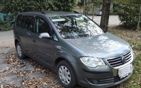 Volkswagen Touran III, 2007 год, 780 000 рублей, 3 фотография