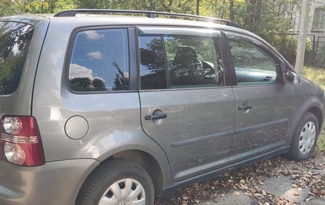 Volkswagen Touran III, 2007 год, 780 000 рублей, 2 фотография