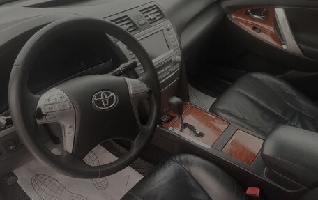 Toyota Camry, 2011 год, 1 350 000 рублей, 20 фотография