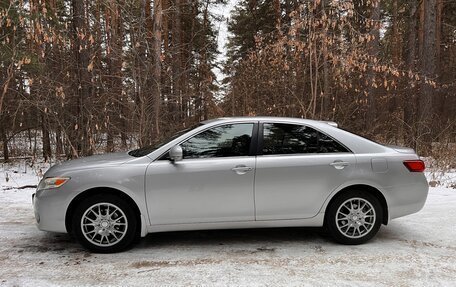 Toyota Camry, 2010 год, 1 400 000 рублей, 2 фотография