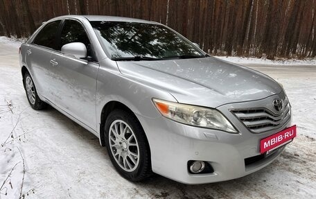 Toyota Camry, 2010 год, 1 400 000 рублей, 7 фотография