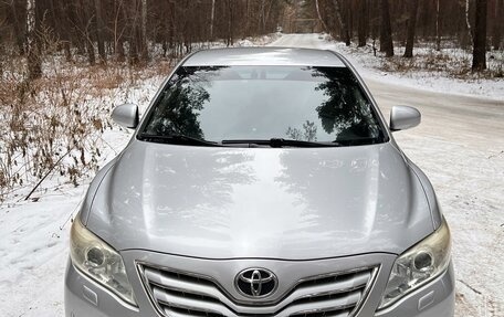 Toyota Camry, 2010 год, 1 400 000 рублей, 8 фотография