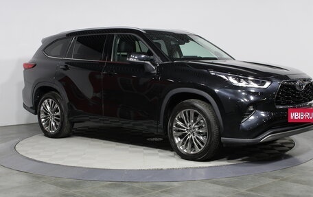 Toyota Highlander, 2024 год, 8 140 000 рублей, 3 фотография