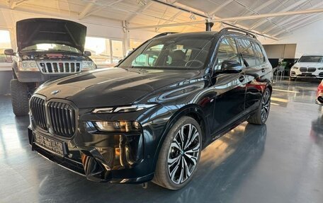 BMW X7, 2024 год, 17 600 000 рублей, 2 фотография