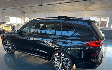 BMW X7, 2024 год, 17 600 000 рублей, 3 фотография