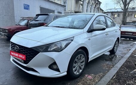 Hyundai Solaris II рестайлинг, 2020 год, 1 275 000 рублей, 2 фотография