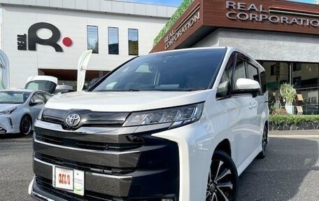 Toyota Noah, 2023 год, 4 495 000 рублей, 2 фотография