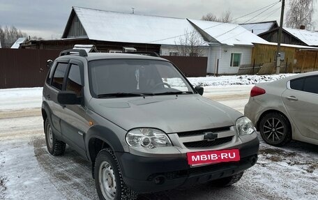 Chevrolet Niva I рестайлинг, 2011 год, 475 000 рублей, 3 фотография