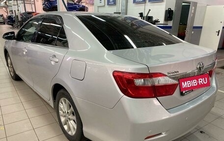 Toyota Camry, 2014 год, 1 697 000 рублей, 4 фотография