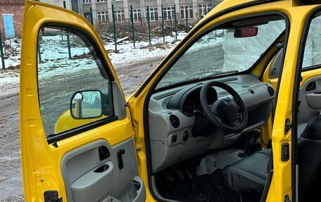 Renault Kangoo II рестайлинг, 2002 год, 415 000 рублей, 10 фотография