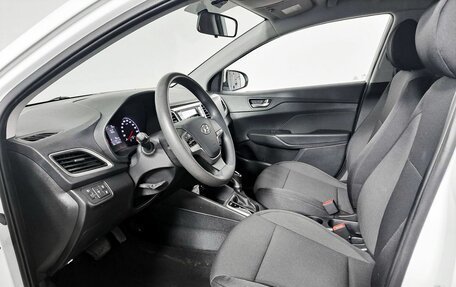 Hyundai Solaris II рестайлинг, 2018 год, 1 253 000 рублей, 20 фотография