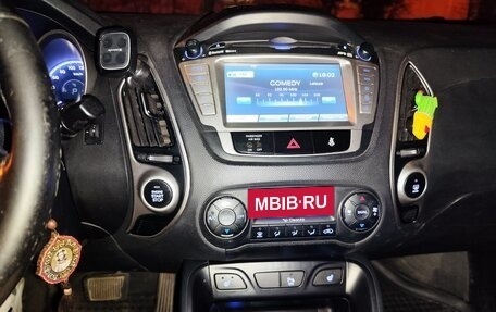 Hyundai ix35 I рестайлинг, 2012 год, 1 200 000 рублей, 11 фотография