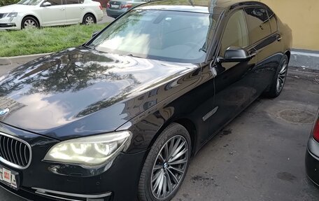 BMW 7 серия, 2014 год, 2 150 000 рублей, 19 фотография