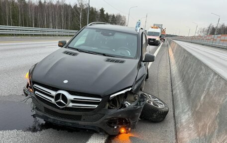 Mercedes-Benz GLE, 2017 год, 2 500 000 рублей, 1 фотография