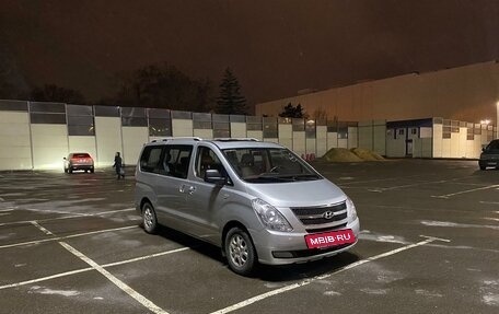 Hyundai Grand Starex Grand Starex I рестайлинг 2, 2010 год, 1 199 000 рублей, 3 фотография